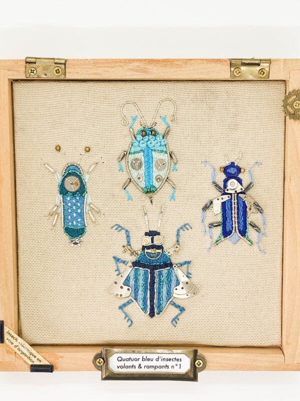 Quatuor bleu d'insectes volants & rampants n°1 Aude Millius